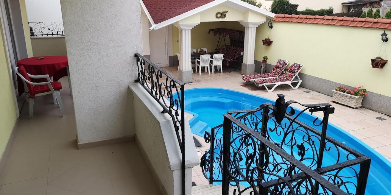Villa Kraljevski Kumanovo Buitenkant foto