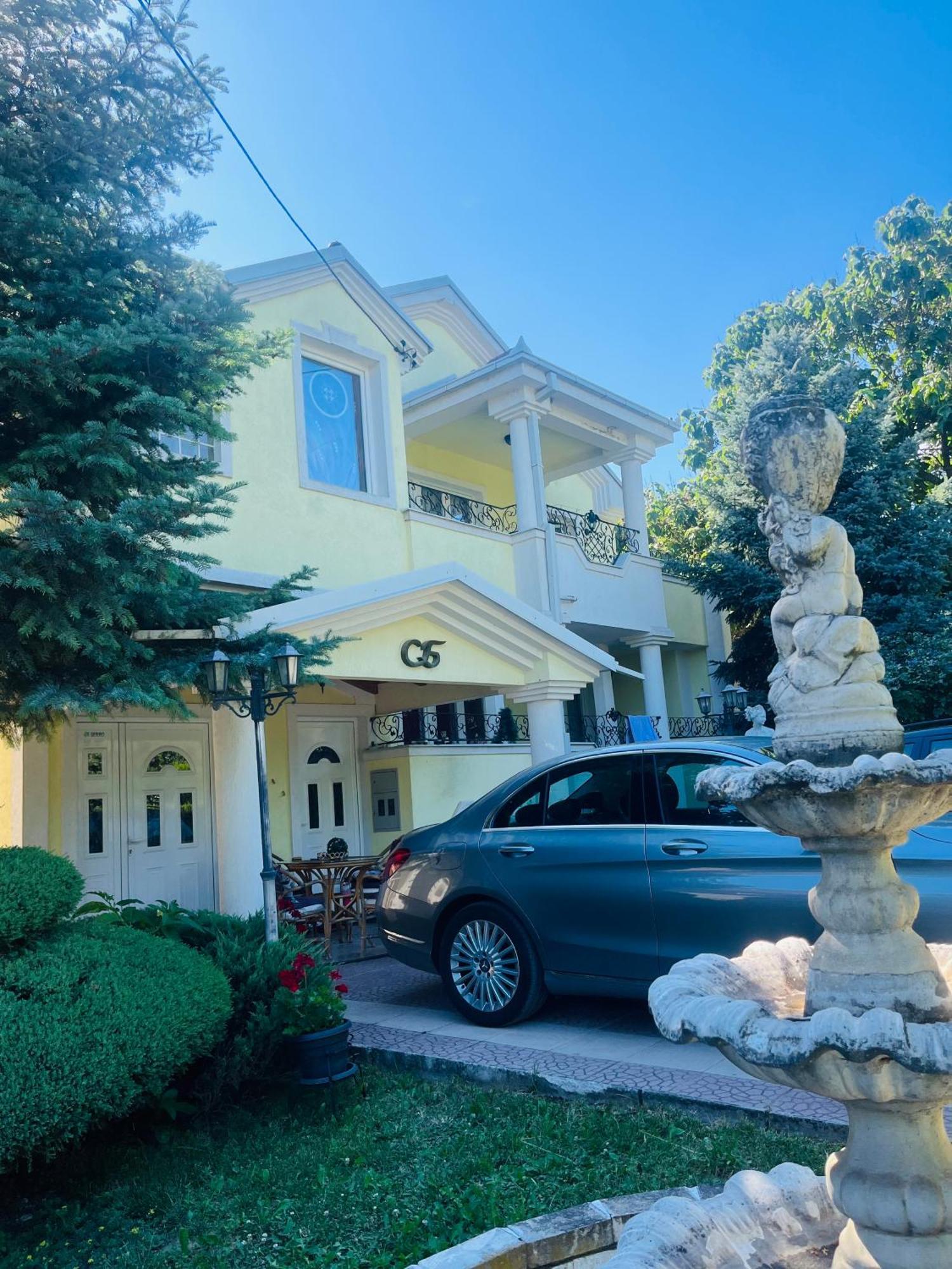 Villa Kraljevski Kumanovo Buitenkant foto
